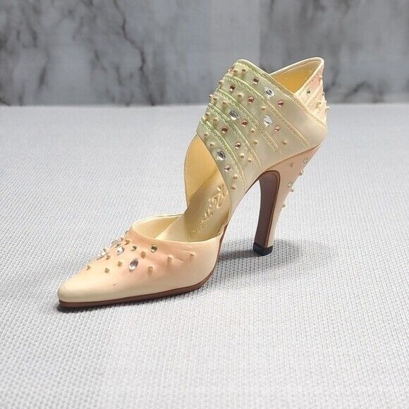 Just The Right Shoe Other - Just the Right Shoe By Raine Spring Raine‎ Mini Ceramic Beige/Pink Figurine